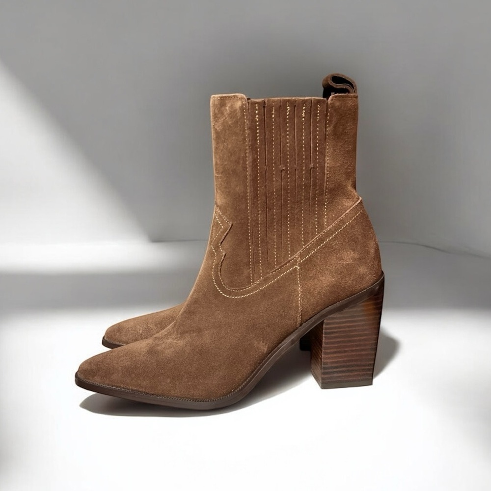 🌻NEW AQUA "Marli" Western Brown Suede Pointed Toe High Heel Booties Size 8.5